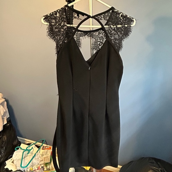 Worn a-couple times great for a night out! - Picture 2 of 4